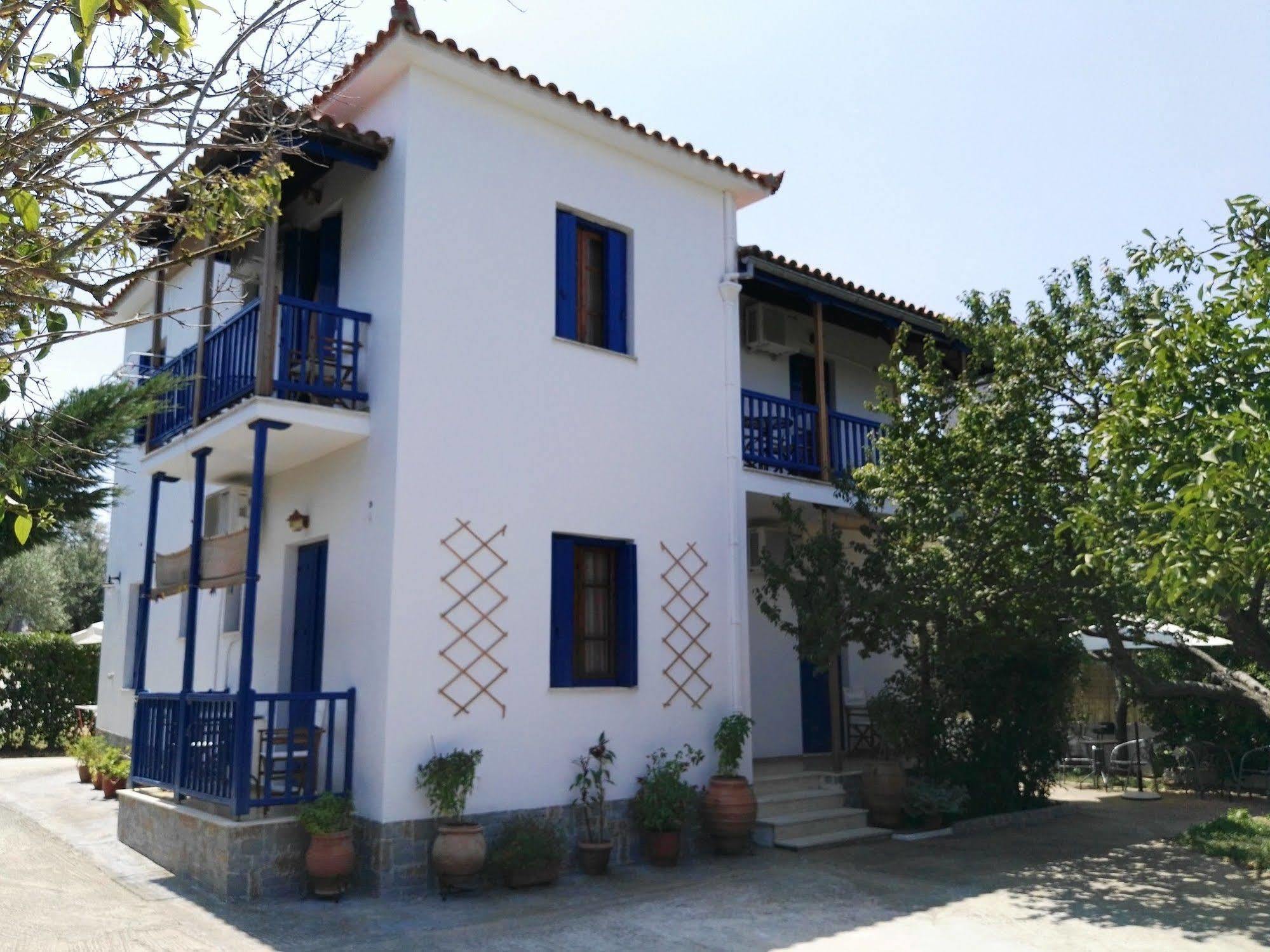 Rastoni Guest House Skopelos ภายนอก รูปภาพ